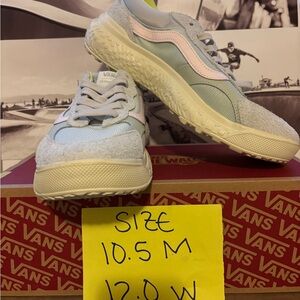 Vans Ultrarange Neo VR3 sz 10.5 Men’s 12.0 Woman